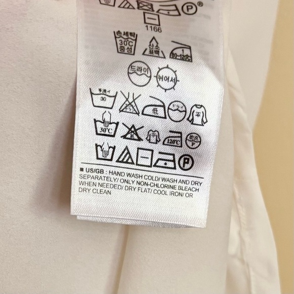 Banana Republic| Beautiful Ivory White Sleeveless Lace Lightweight Blouse Sz S - Picture 8 of 8